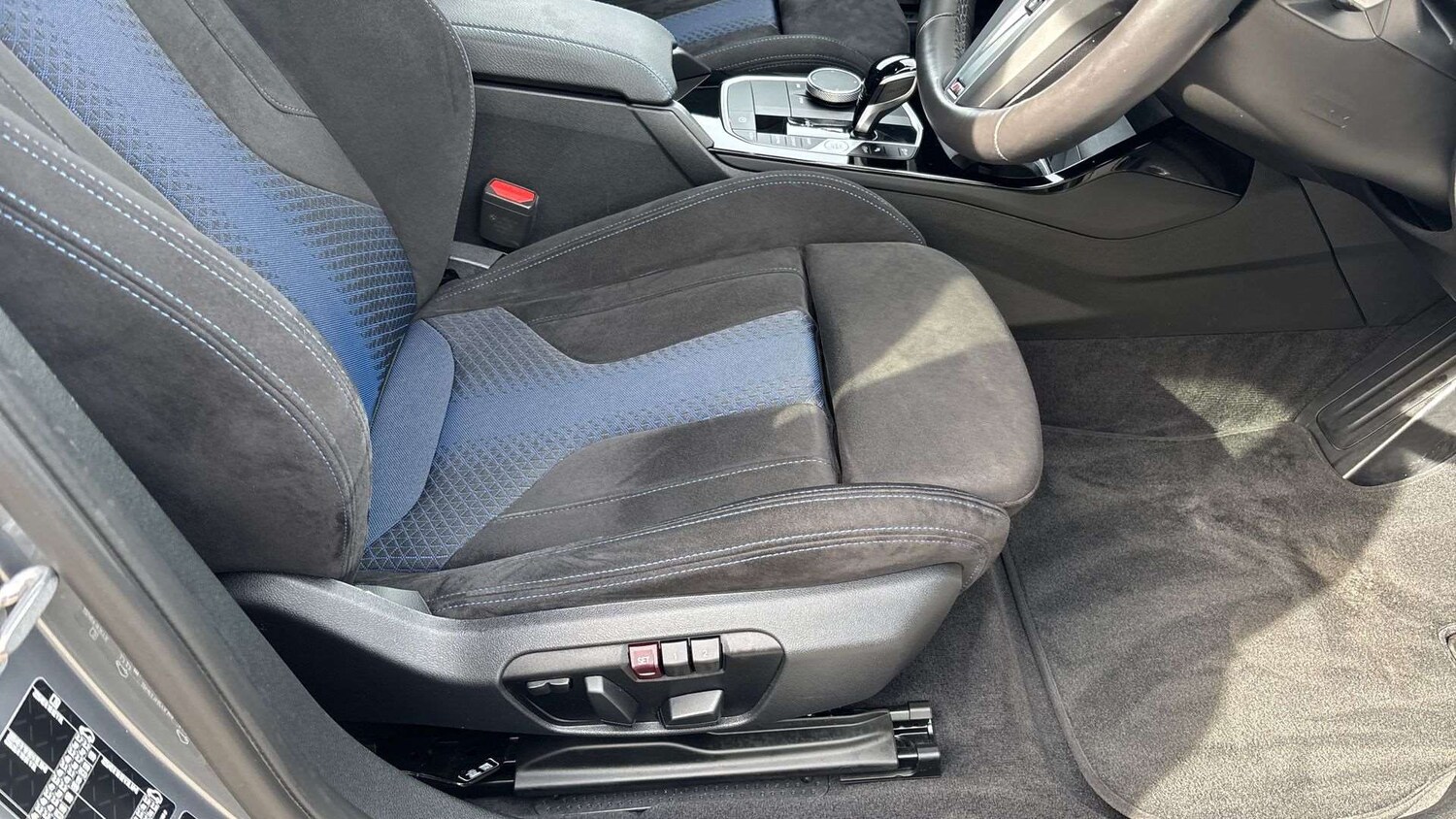 Used BMW 1 Series 2024 for sale - 78209047: Photo 28