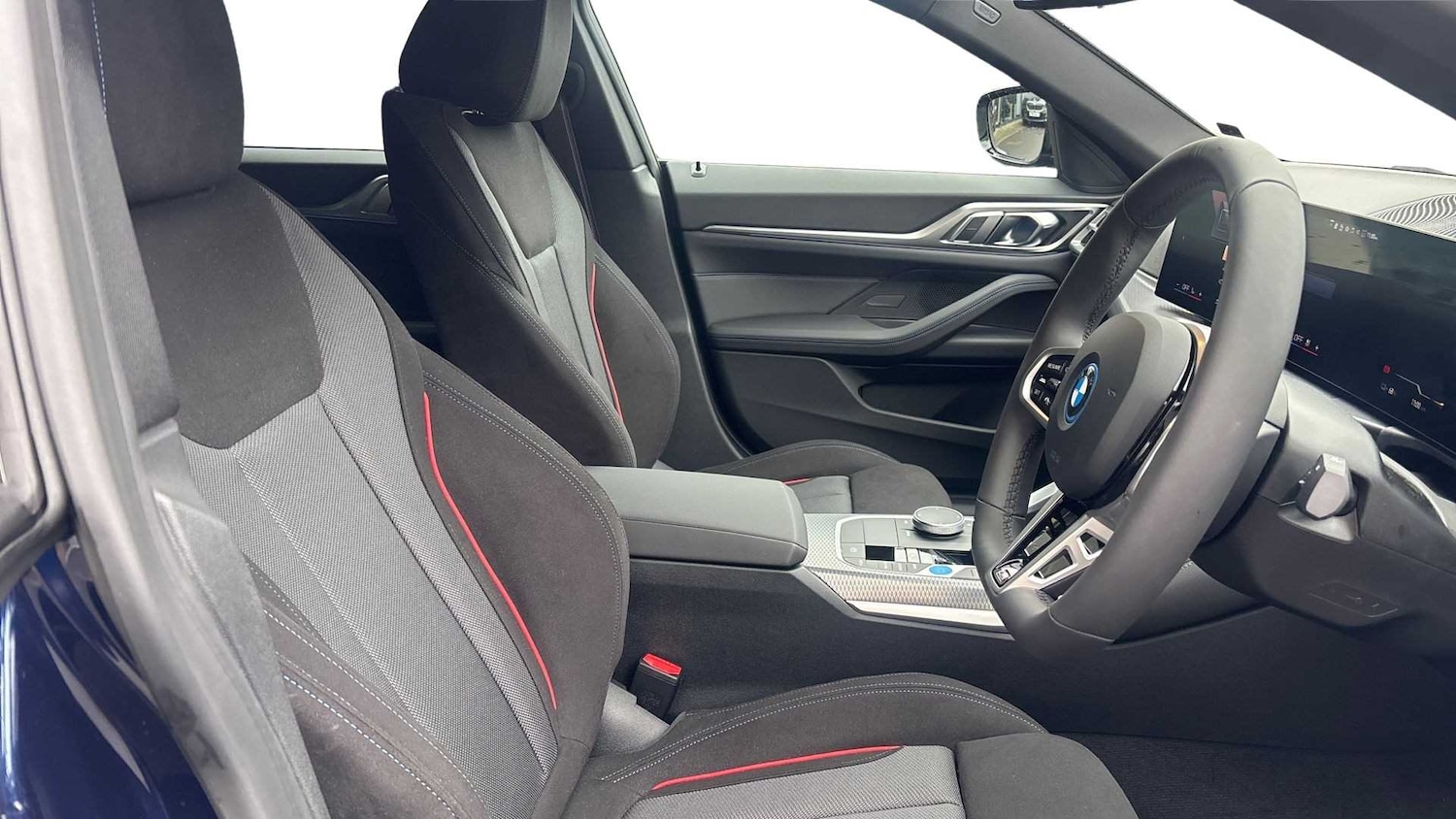 Used BMW i4 2025 for sale - 76286225: Photo 12