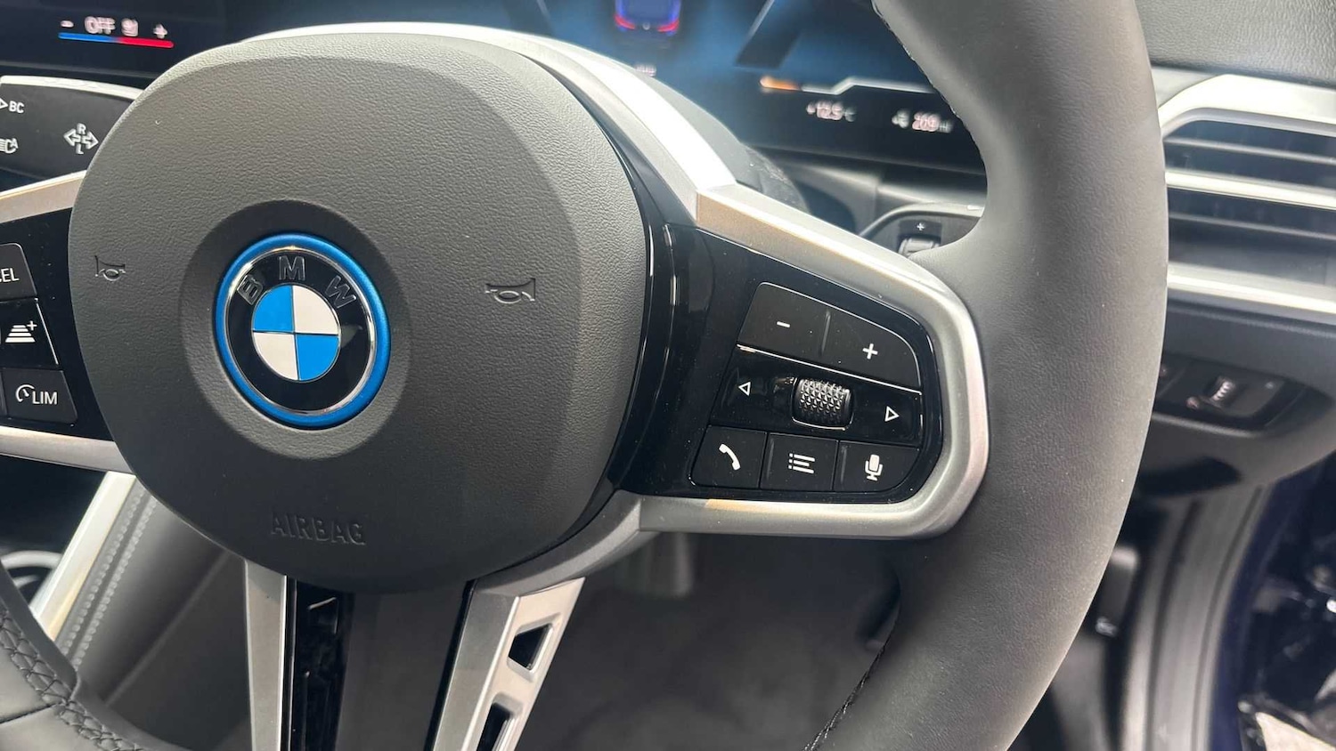 Used BMW i4 2025 for sale - 76286225: Photo 22