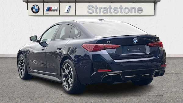 Used BMW i4 2025 for sale - 76286225: Photo 2