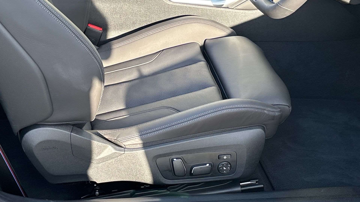 Used BMW M4 2025 for sale - 77051442: Photo 27