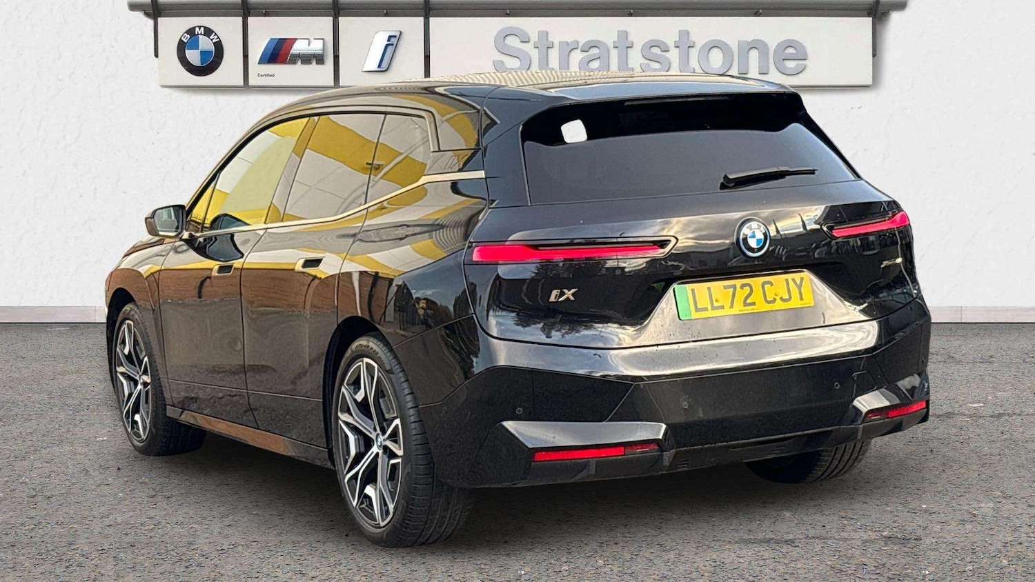 Used BMW iX 2022 for sale - 76488153: Photo 2