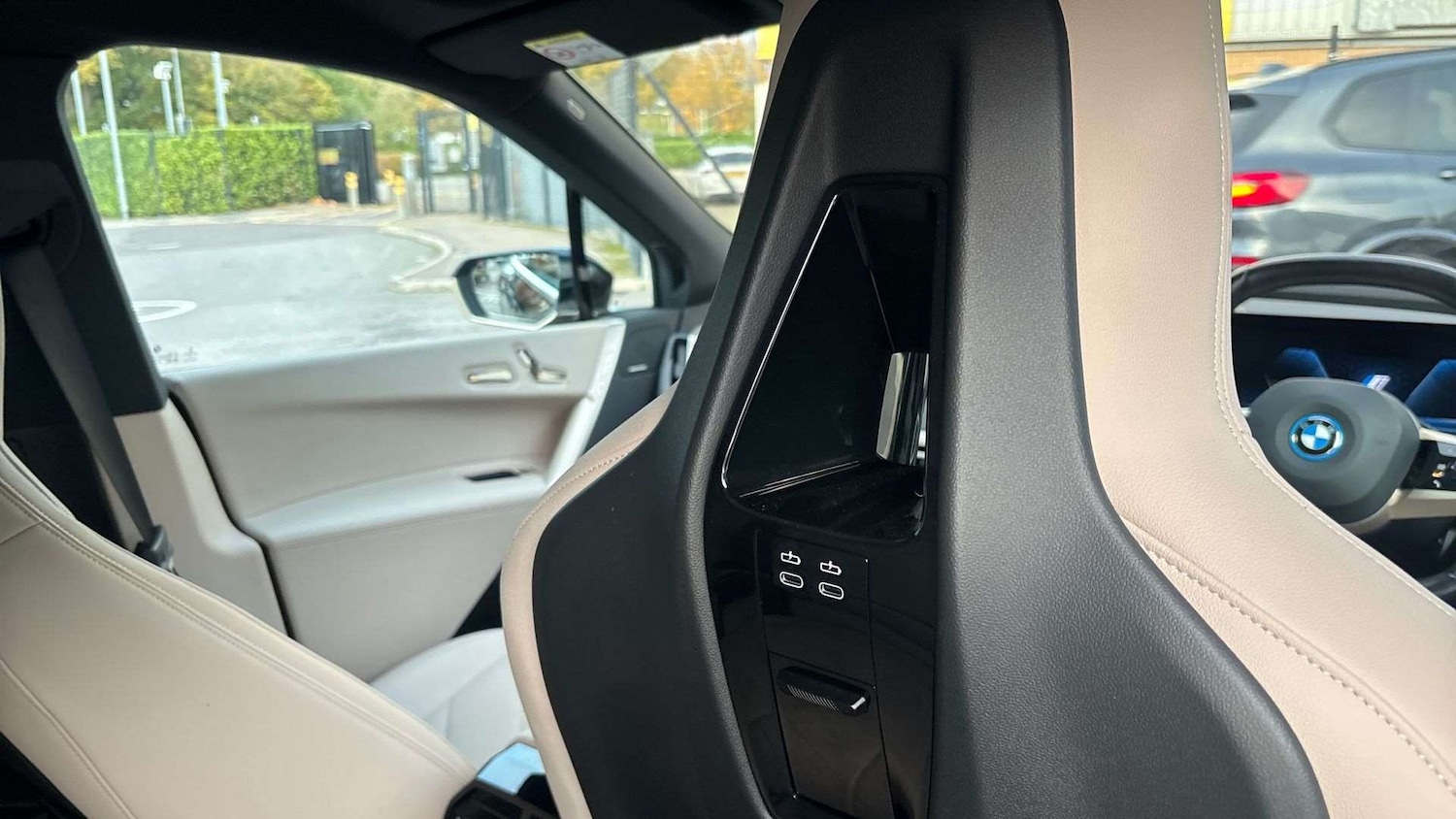 Used BMW iX 2022 for sale - 76488153: Photo 35