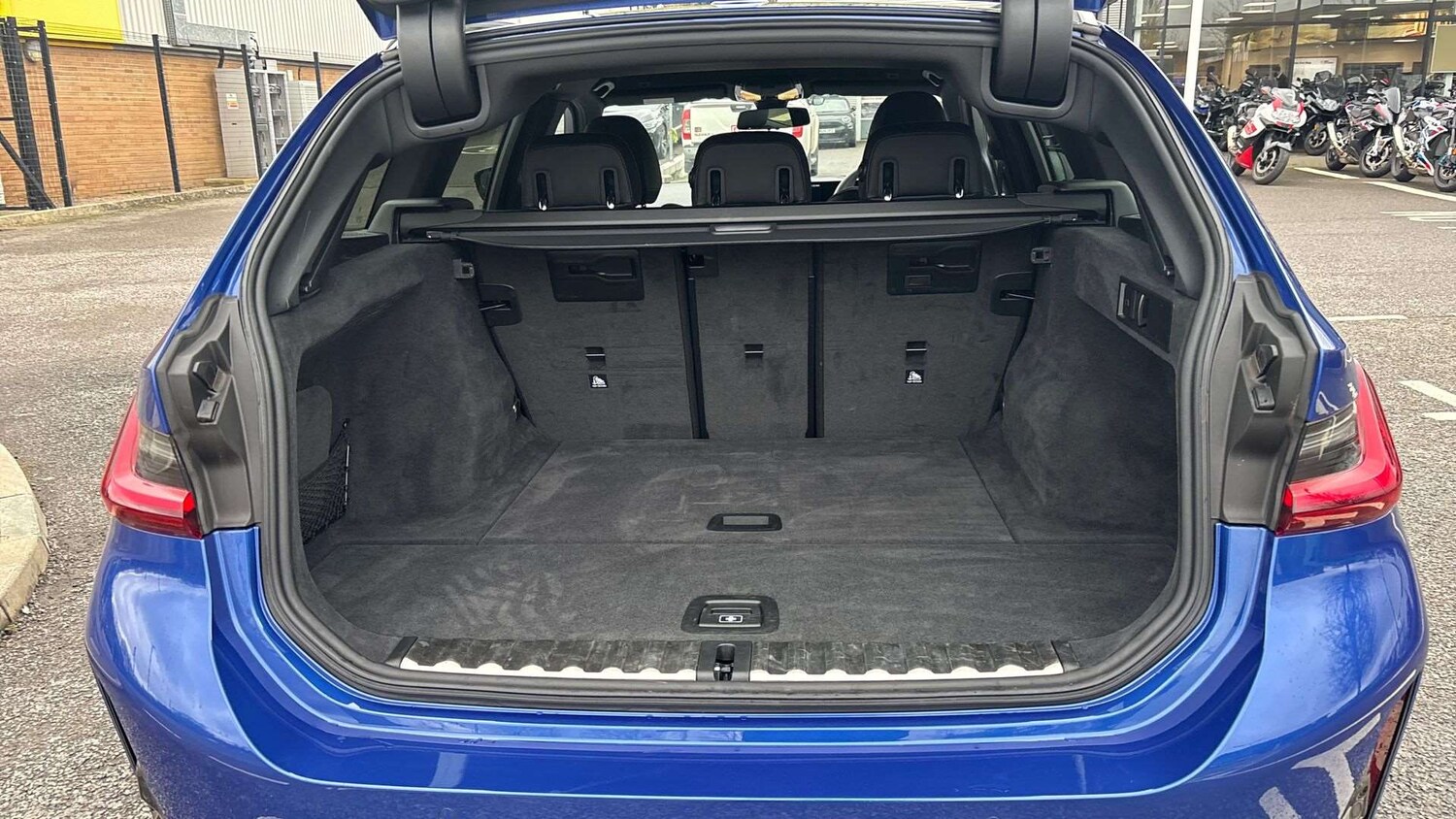 Used BMW 3 Series for sale - 77526985: Photo 15