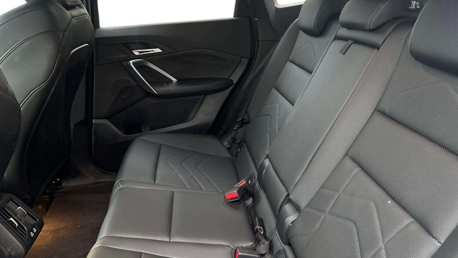 Used BMW iX1 2025 for sale - 77913726: Photo 14