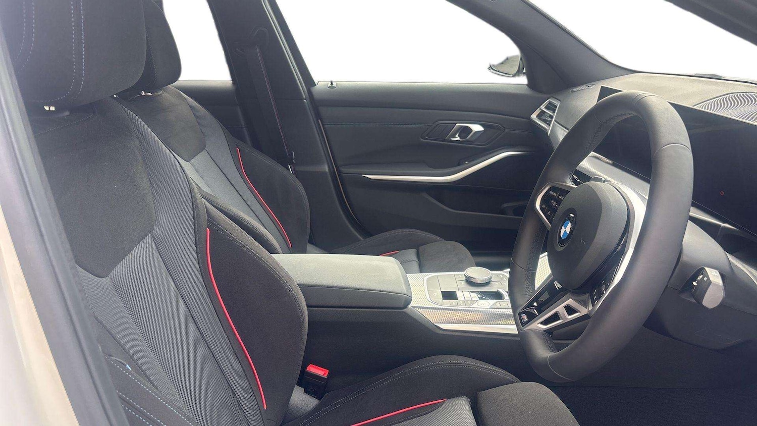 Used BMW 3 Series 2025 for sale - 76928978: Photo 13