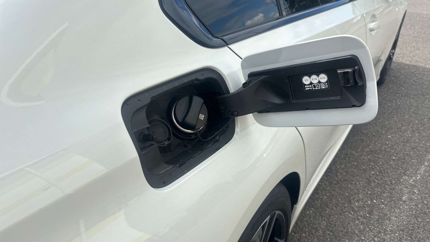 Used BMW 3 Series 2025 for sale - 76928978: Photo 25