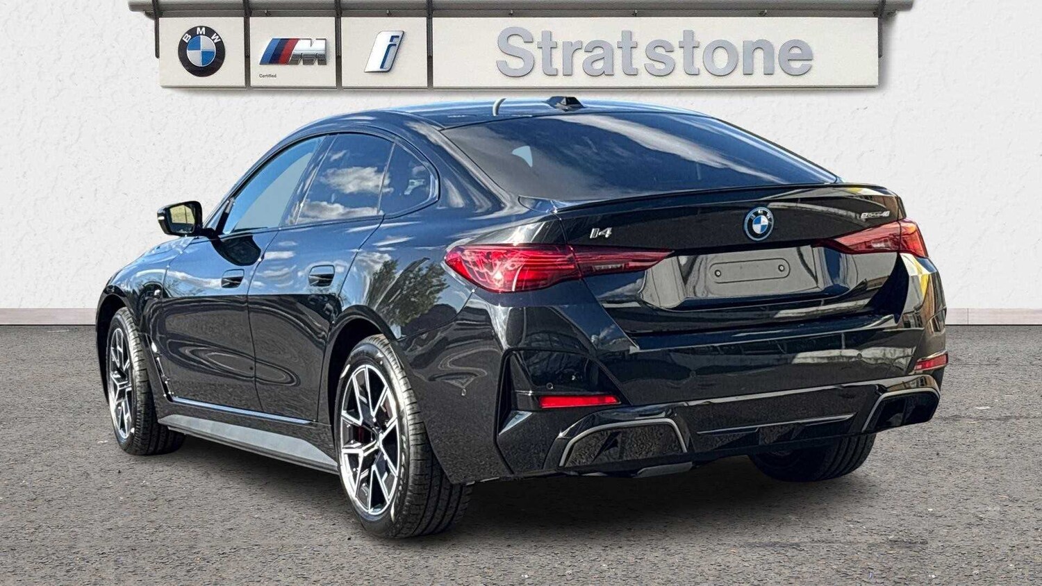 Used BMW i4 2025 for sale - 76286330: Photo 2