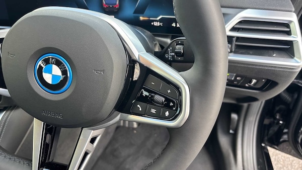 Used BMW i4 2025 for sale - 76286330: Photo 22