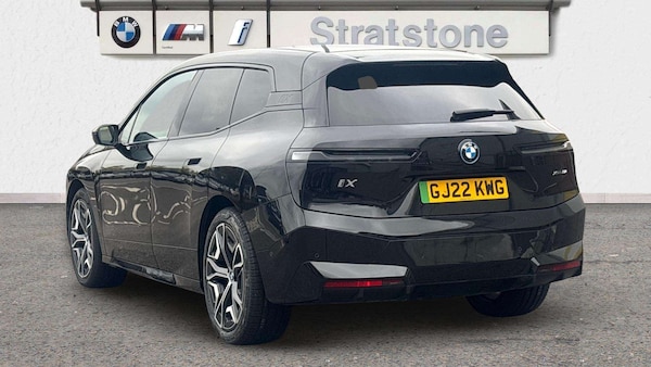 Used BMW iX 2022 for sale - 76242508: Photo 2