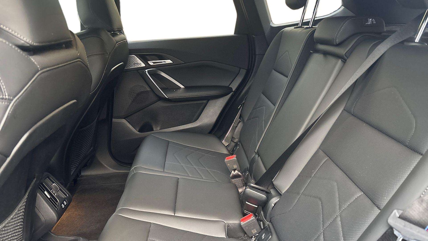 Used BMW iX1 2024 for sale - 76488045: Photo 14