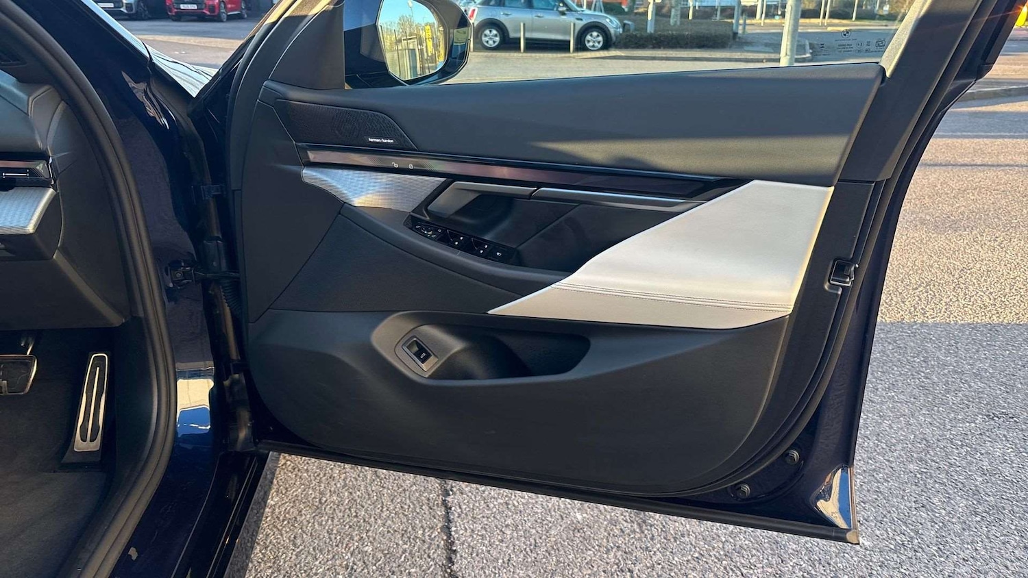 Used BMW 5 Series 2025 for sale - 78037853: Photo 27