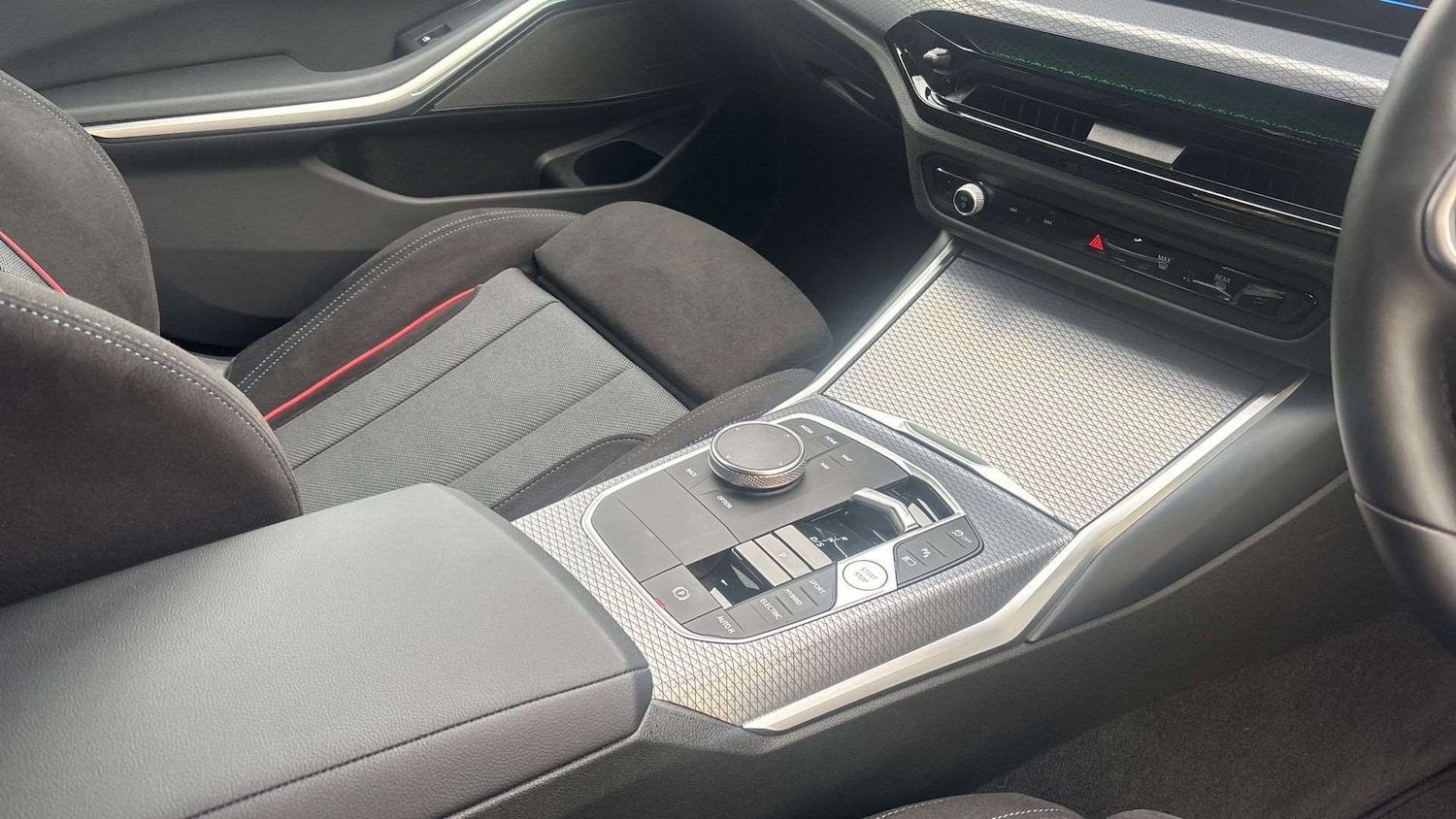 Used BMW 3 Series 2025 for sale - 76488002: Photo 12