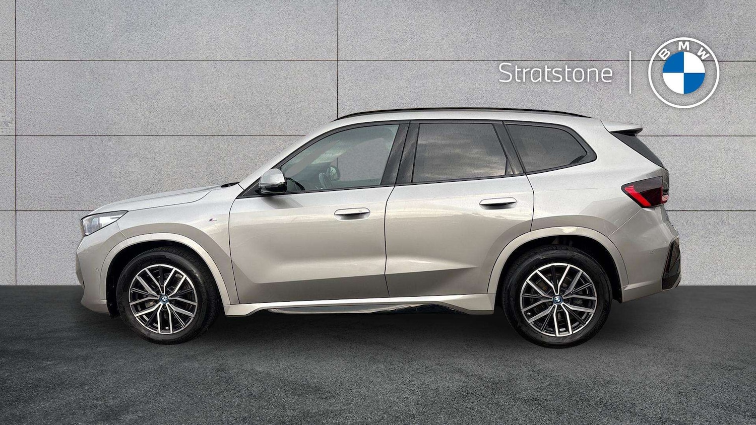 Used BMW iX1 2024 for sale - 77810826: Photo 5