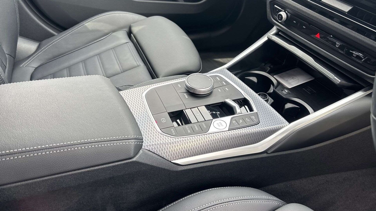 Used BMW 3 Series 2025 for sale - 78209027: Photo 12