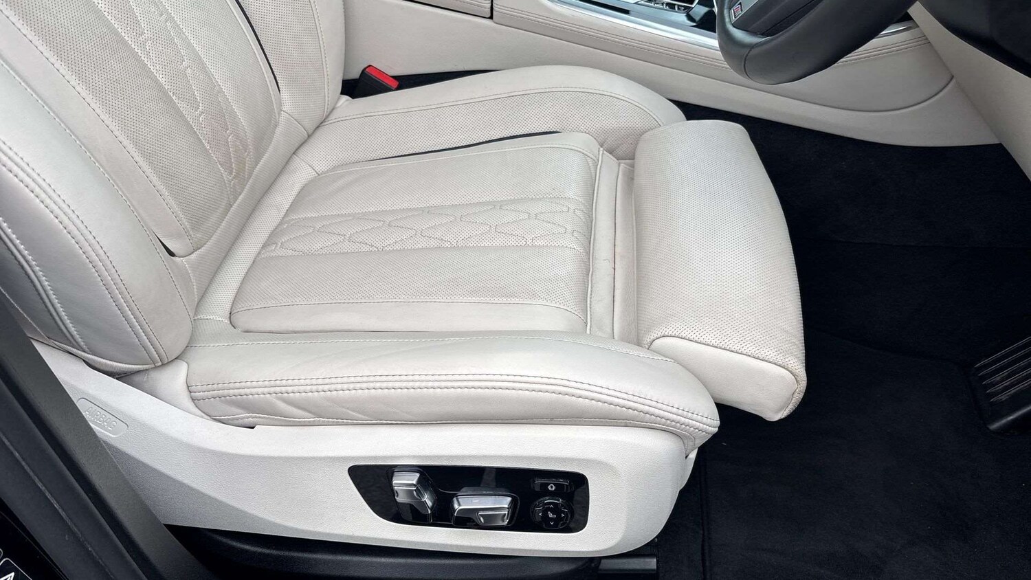 Used BMW X5 2025 for sale - 77885813: Photo 28