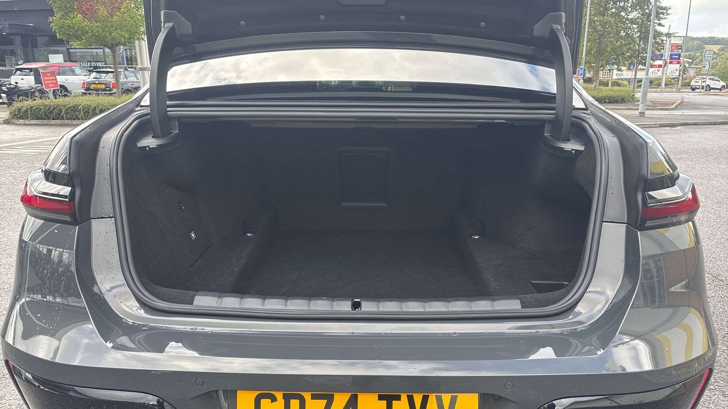 Used BMW 7 Series 2025 for sale - 76916252: Photo 15