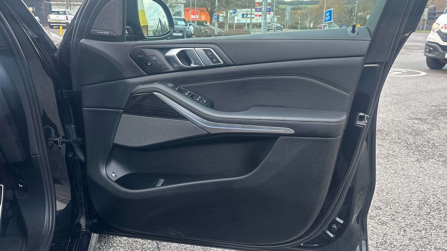 Used BMW X5 2024 for sale - 77443360: Photo 27