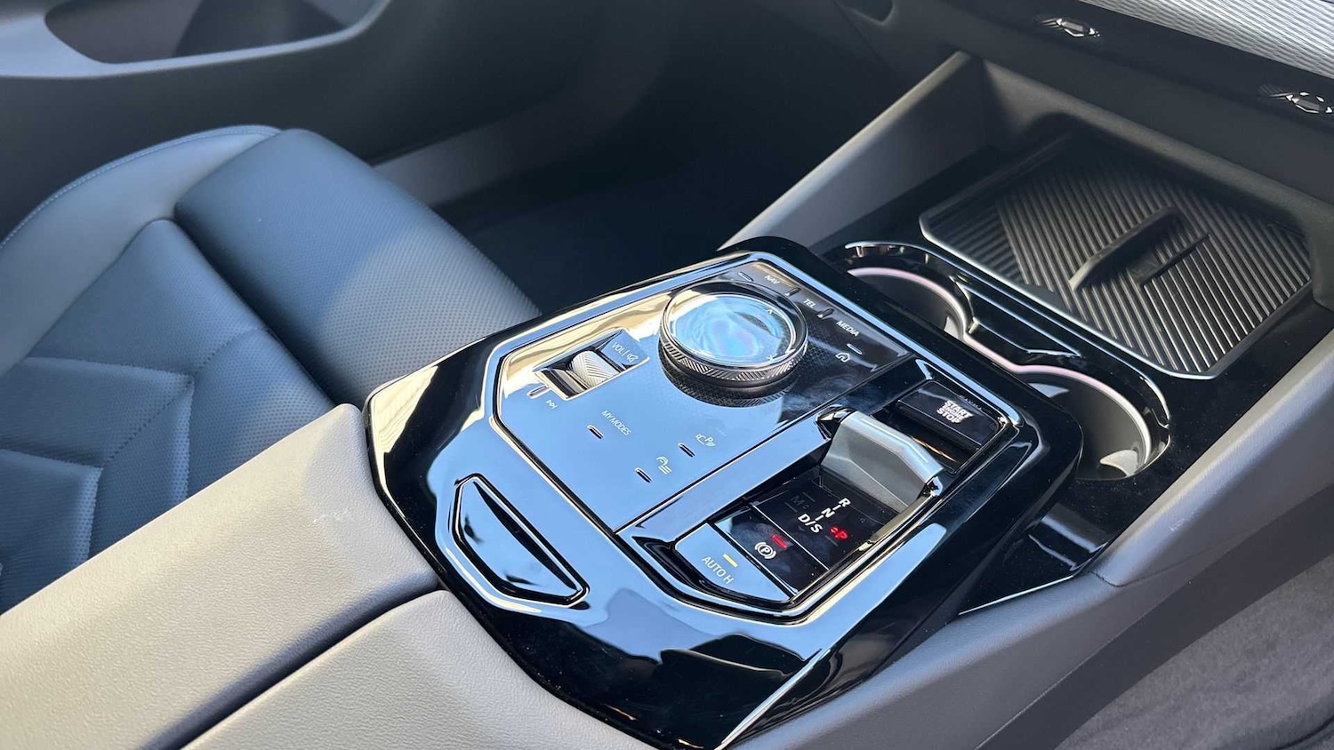 Used BMW 5 Series 2025 for sale - 76488063: Photo 11