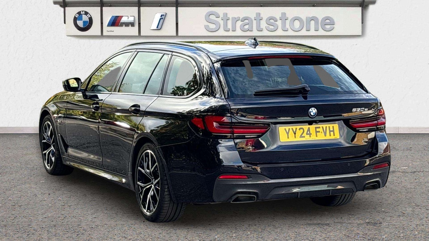 Used BMW 5 Series 2024 for sale - 76390764: Photo 2