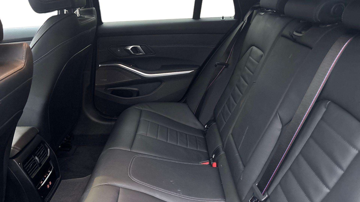 Used BMW 3 Series 2025 for sale - 78052087: Photo 14