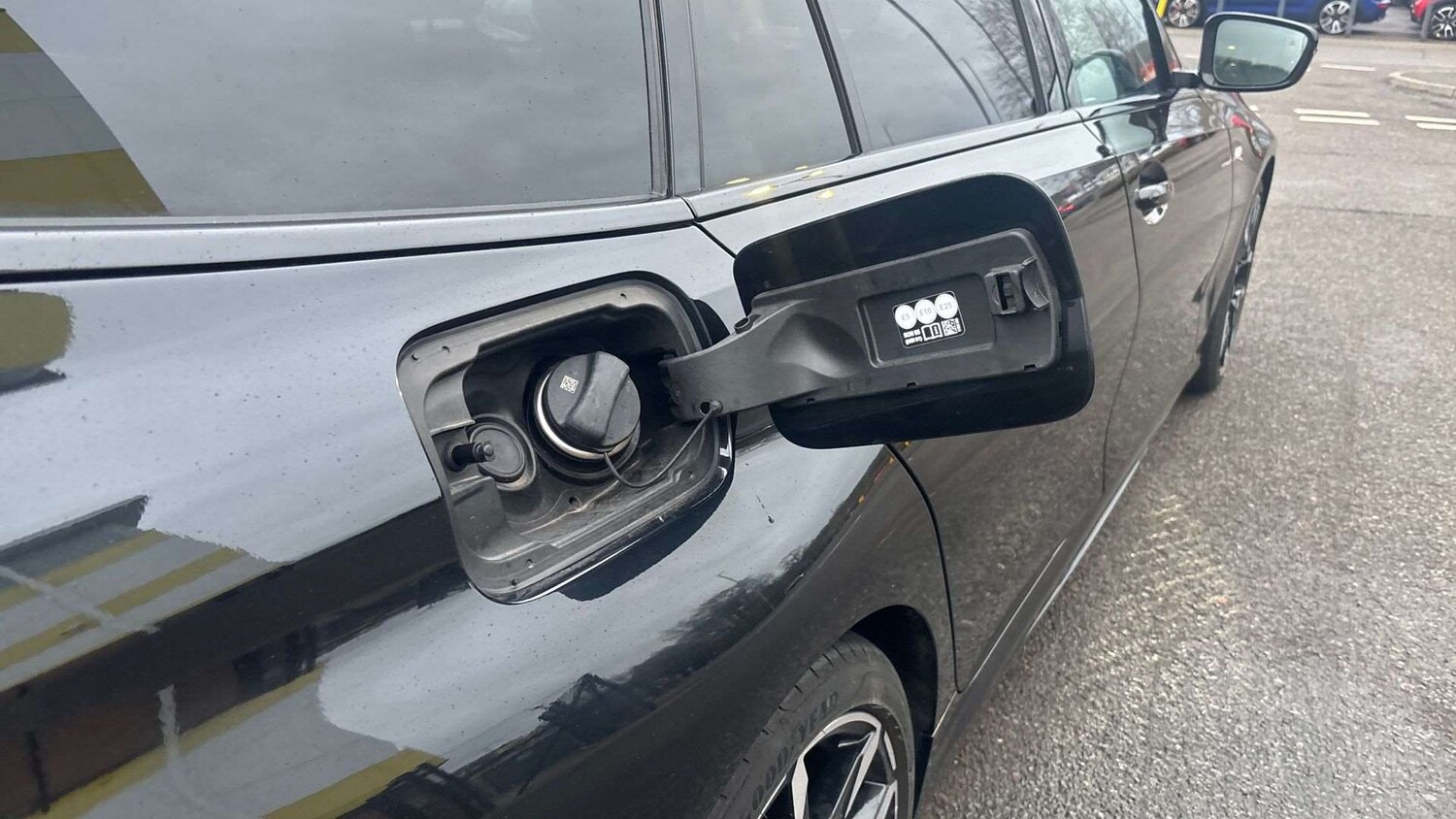 Used BMW 3 Series 2025 for sale - 78052087: Photo 25