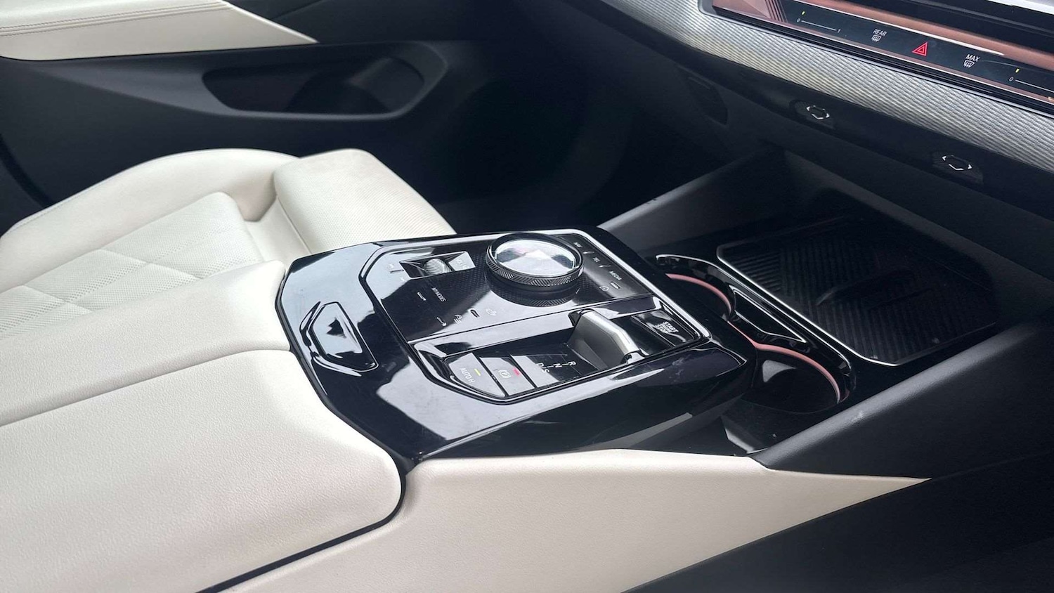 Used BMW 5 Series 2025 for sale - 77514488: Photo 12