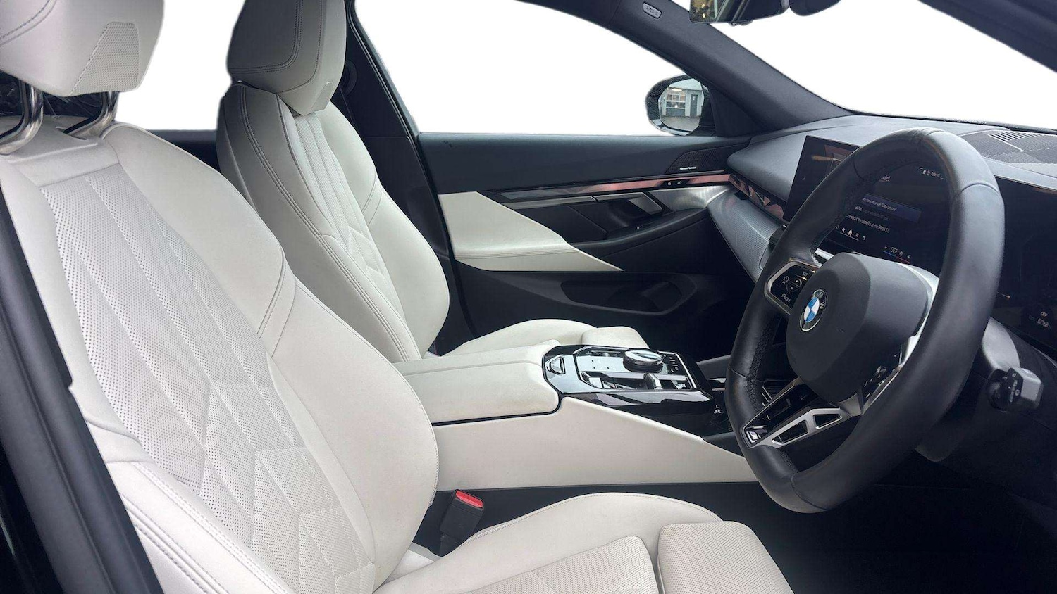 Used BMW 5 Series 2025 for sale - 77514488: Photo 13