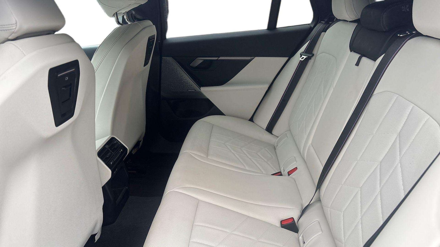 Used BMW 5 Series 2025 for sale - 77514488: Photo 14