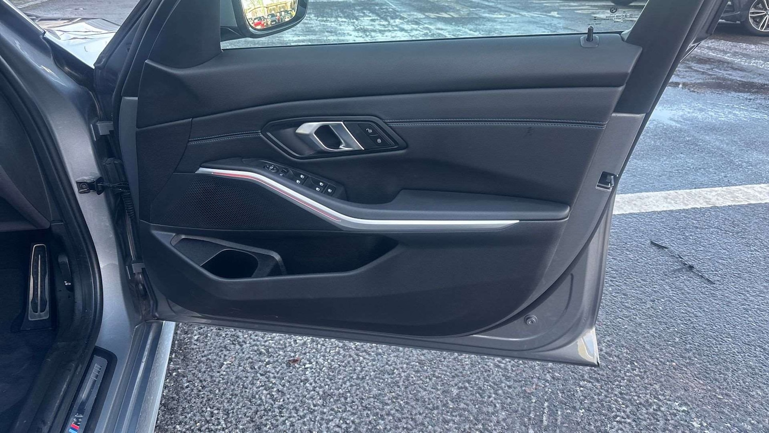 Used BMW 3 Series 2024 for sale - 77178916: Photo 27