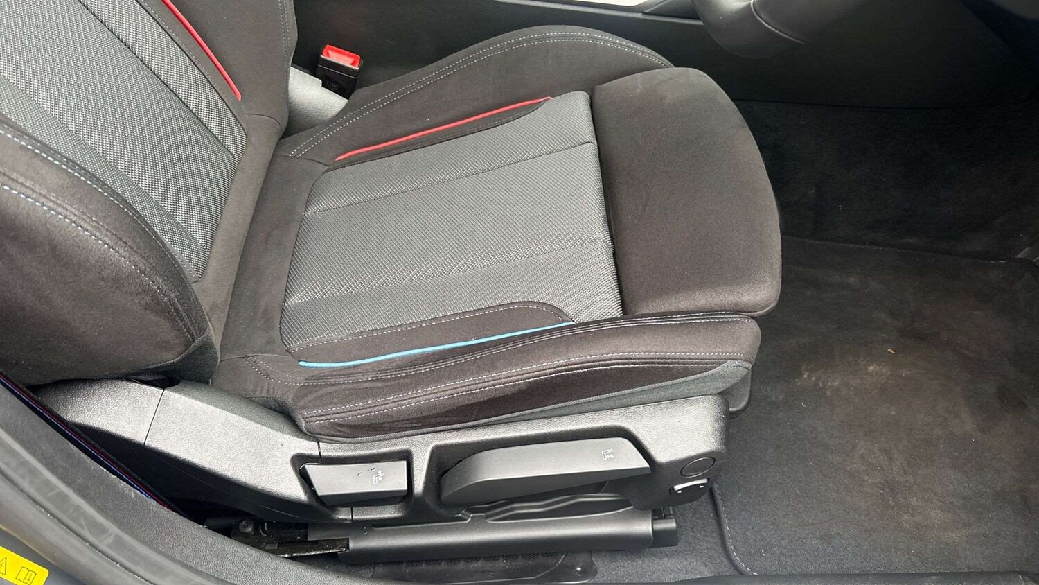 Used BMW 3 Series 2025 for sale - 77577452: Photo 28