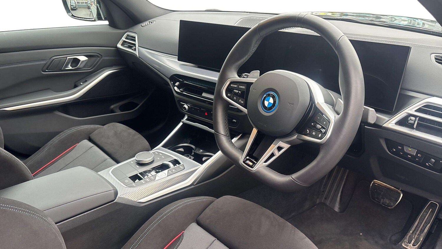 Used BMW 3 Series 2025 for sale - 77577452: Photo 8