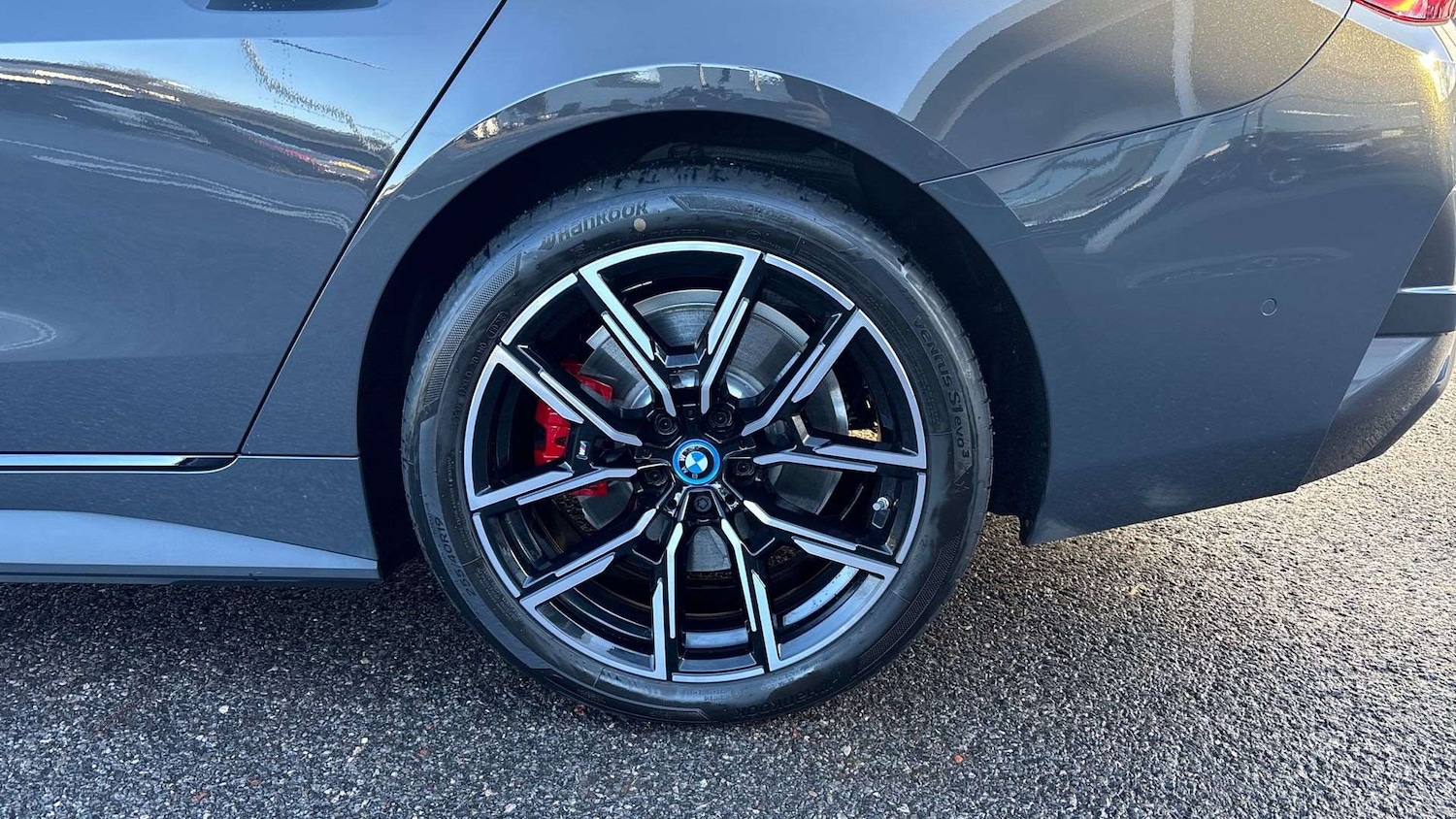 Used BMW i4 2023 for sale - 77206352: Photo 16
