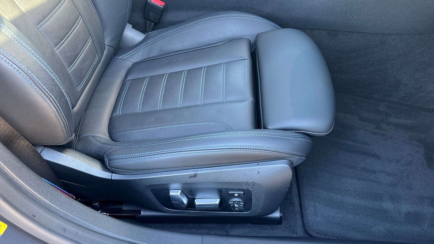 Used BMW i4 2023 for sale - 77206352: Photo 28