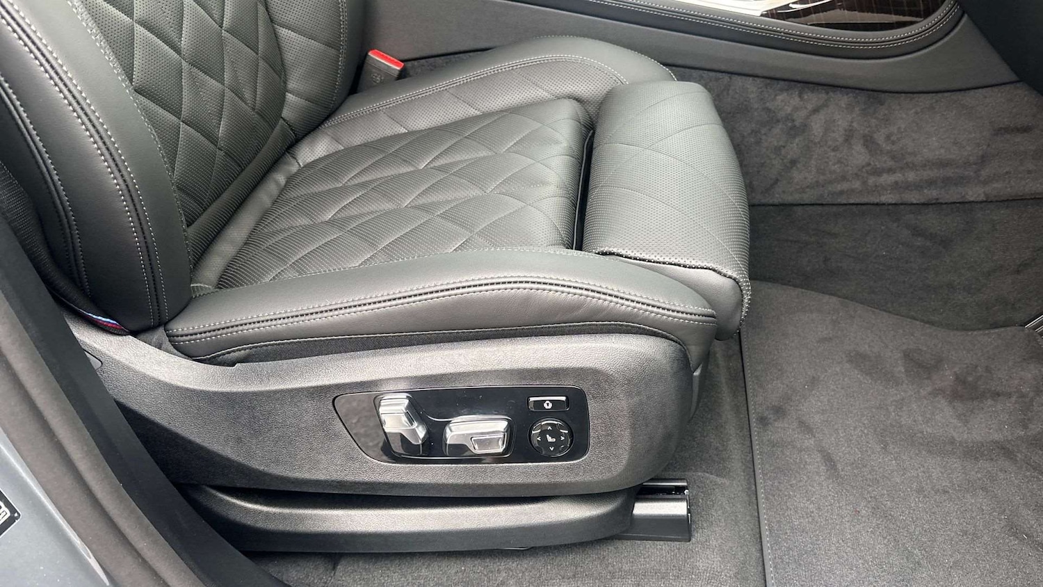 Used BMW X7 2025 for sale - 77051454: Photo 28