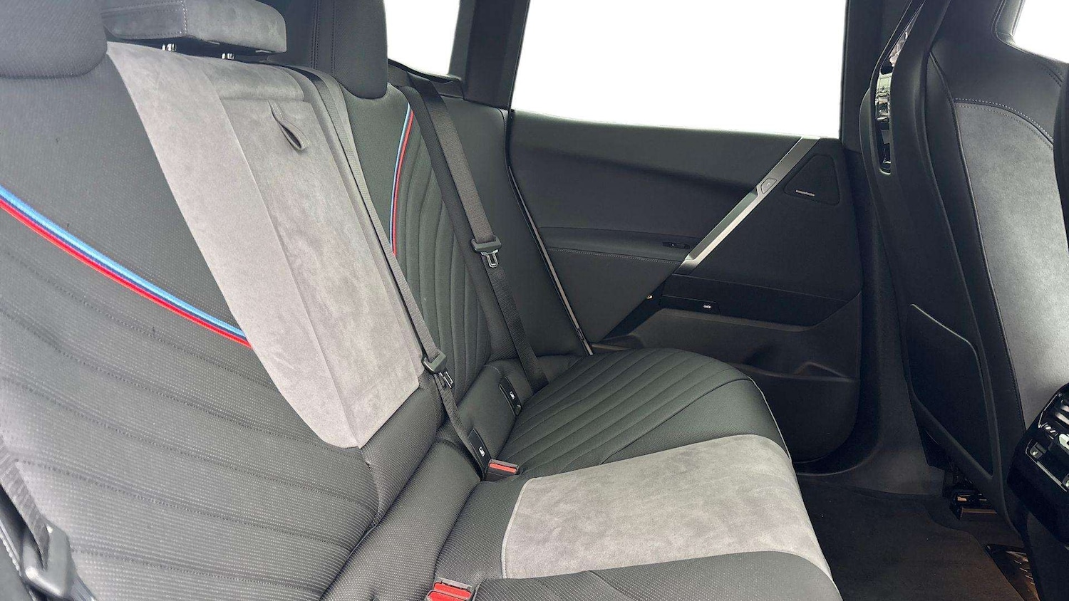 Used BMW iX 2025 for sale - 77514469: Photo 14