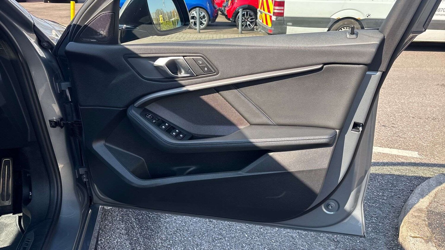 Used BMW 1 Series 2024 for sale - 77961120: Photo 27