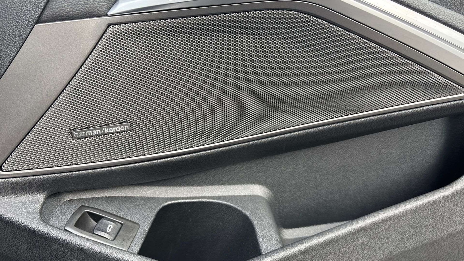 Used BMW 3 Series for sale - 77514526: Photo 35