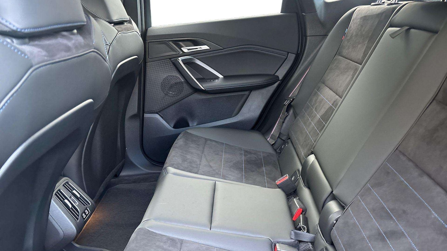 Used BMW iX1 2025 for sale - 77051406: Photo 14