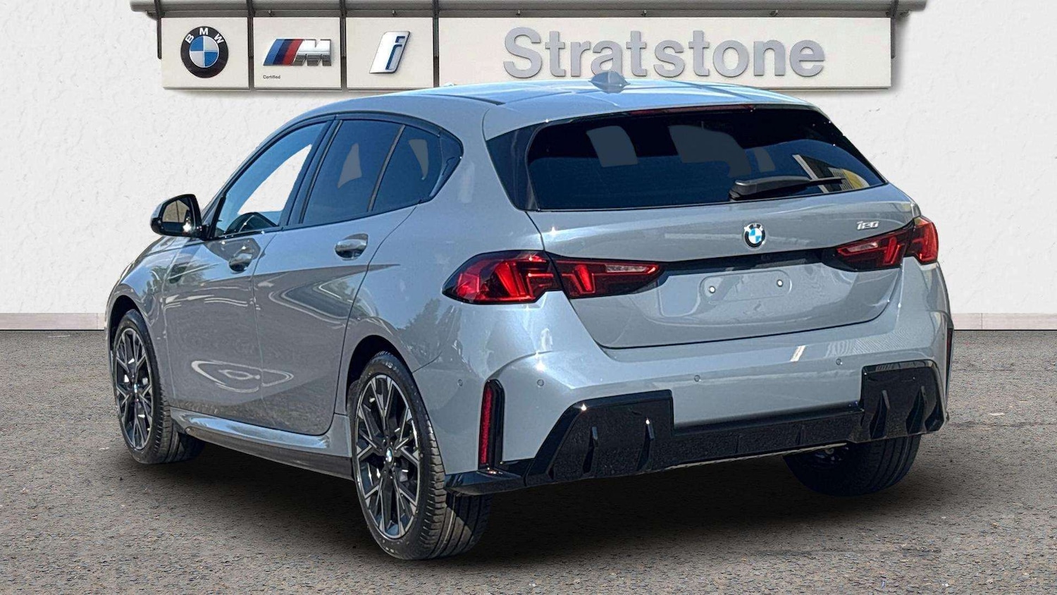 Used BMW 1 Series 2025 for sale - 77051401: Photo 2