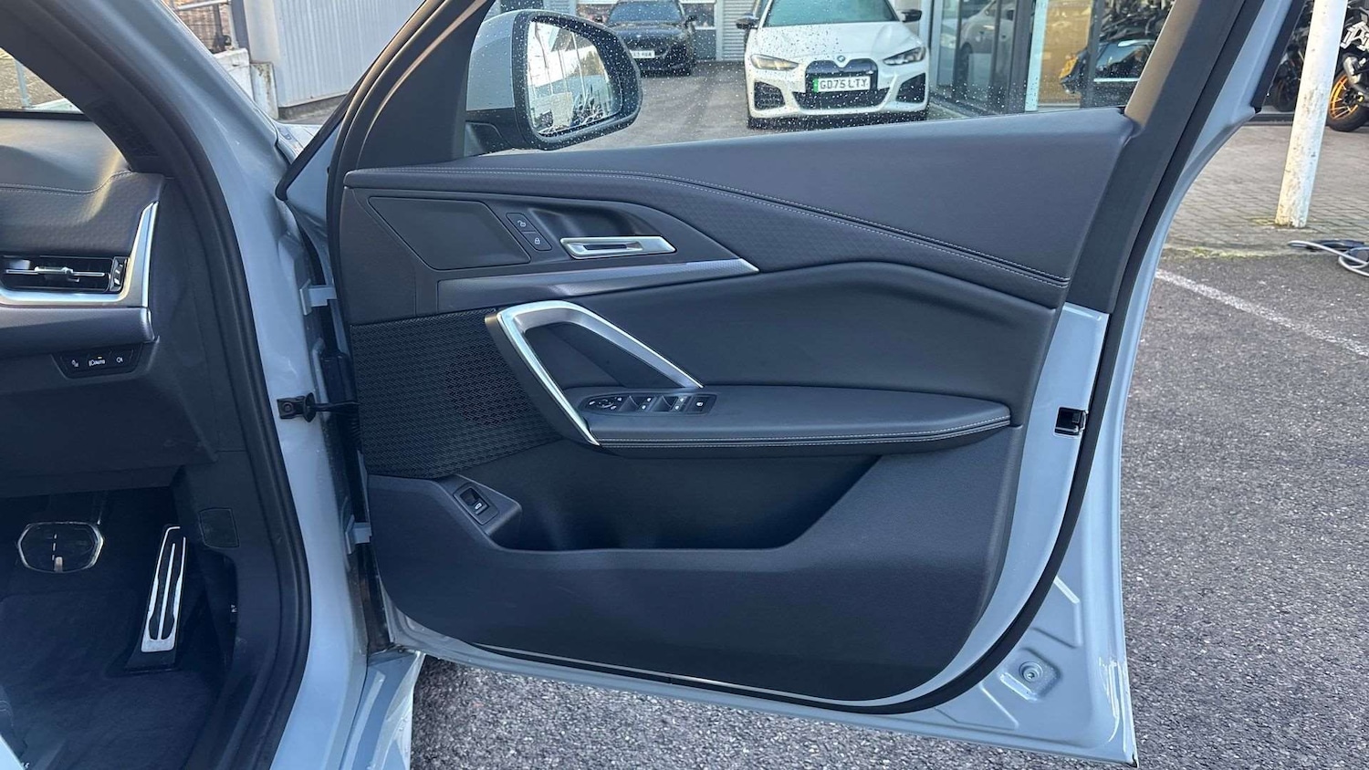 Used BMW iX2 2025 for sale - 77112401: Photo 27