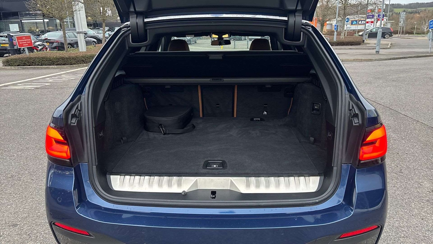 Used BMW 5 Series 2022 for sale - 77601203: Photo 15