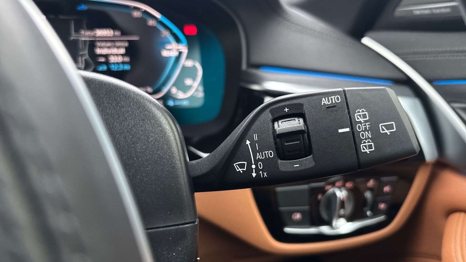 Used BMW 5 Series 2022 for sale - 77601203: Photo 30