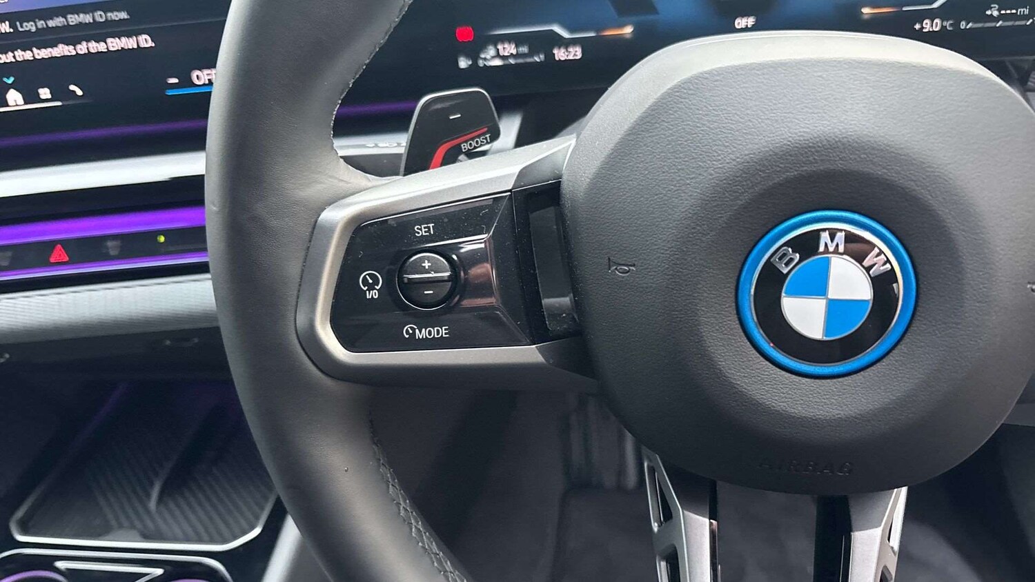 Used BMW 5 Series 2025 for sale - 77859754: Photo 22