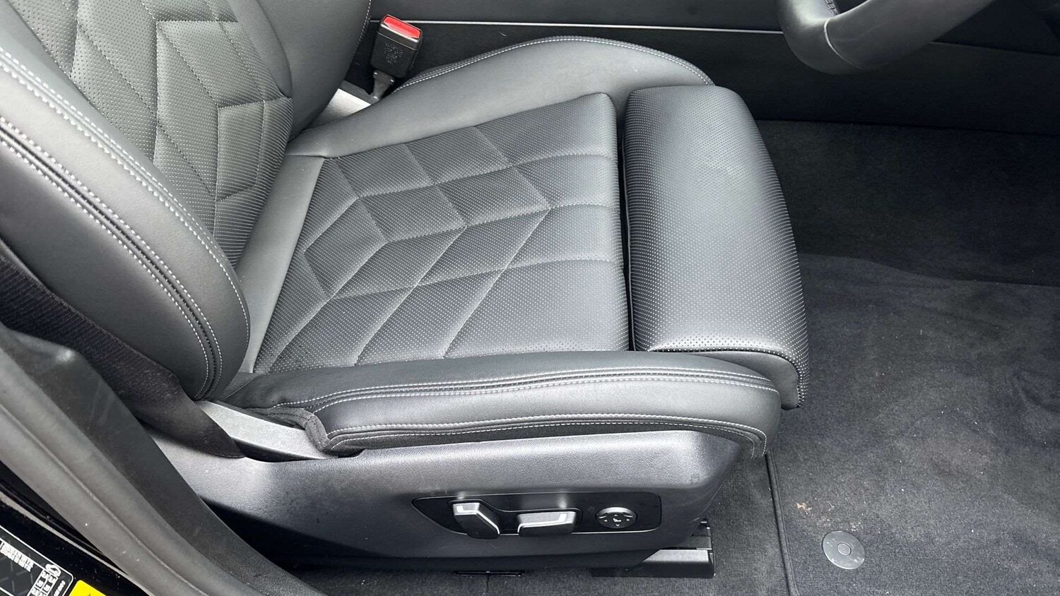 Used BMW 5 Series 2025 for sale - 77859754: Photo 28