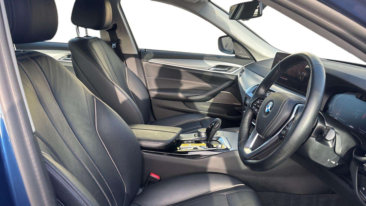 Used BMW 5 Series 2021 for sale - 77787022: Photo 13