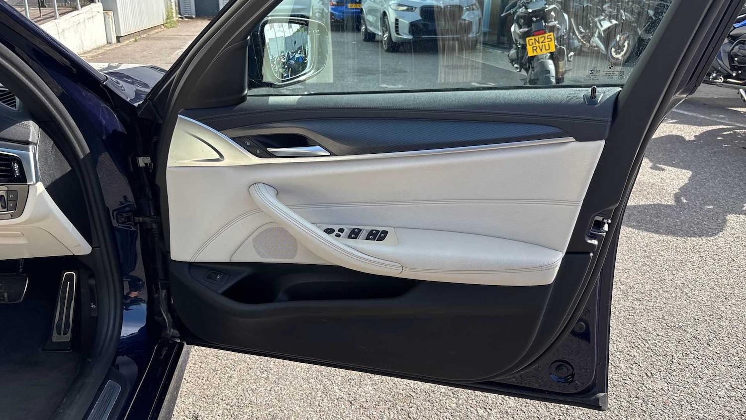 Vehicle 27