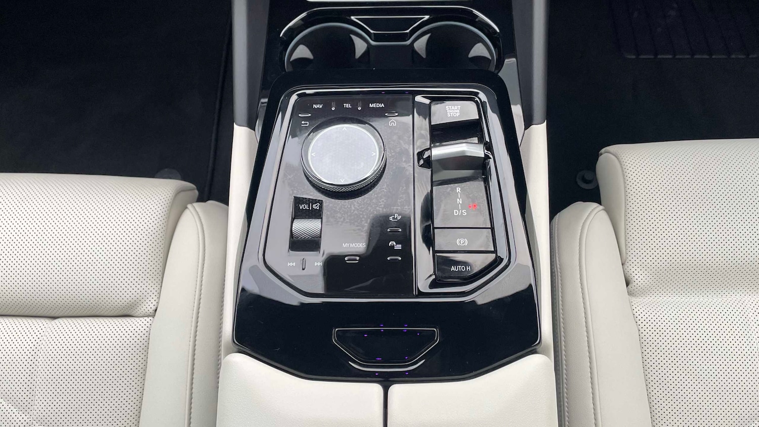 Used BMW 5 Series 2024 for sale - 77233125: Photo 15