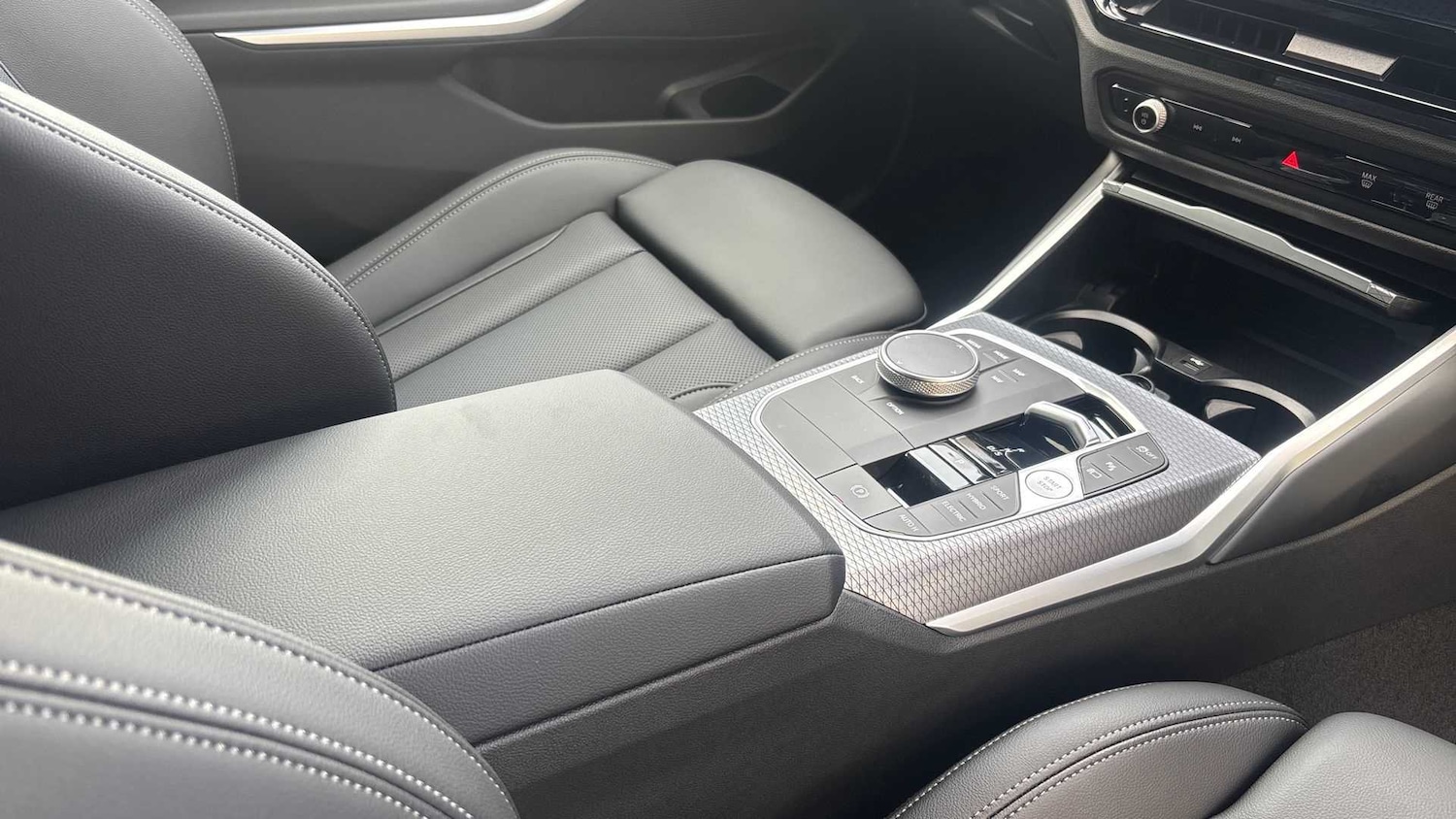 Used BMW 3 Series 2025 for sale - 76774365: Photo 12