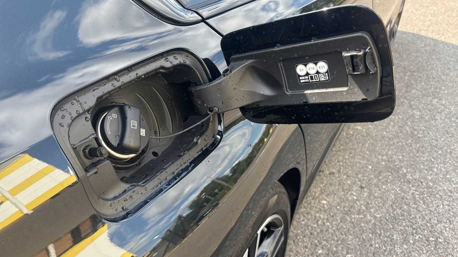 Used BMW 3 Series 2025 for sale - 76774365: Photo 25